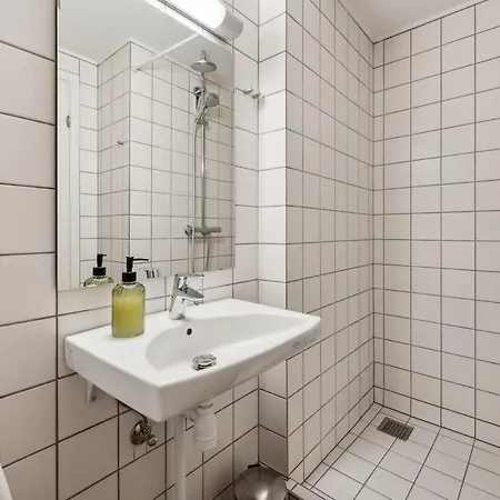 Cozy 2-bedroom In Ogaderne אורהוס